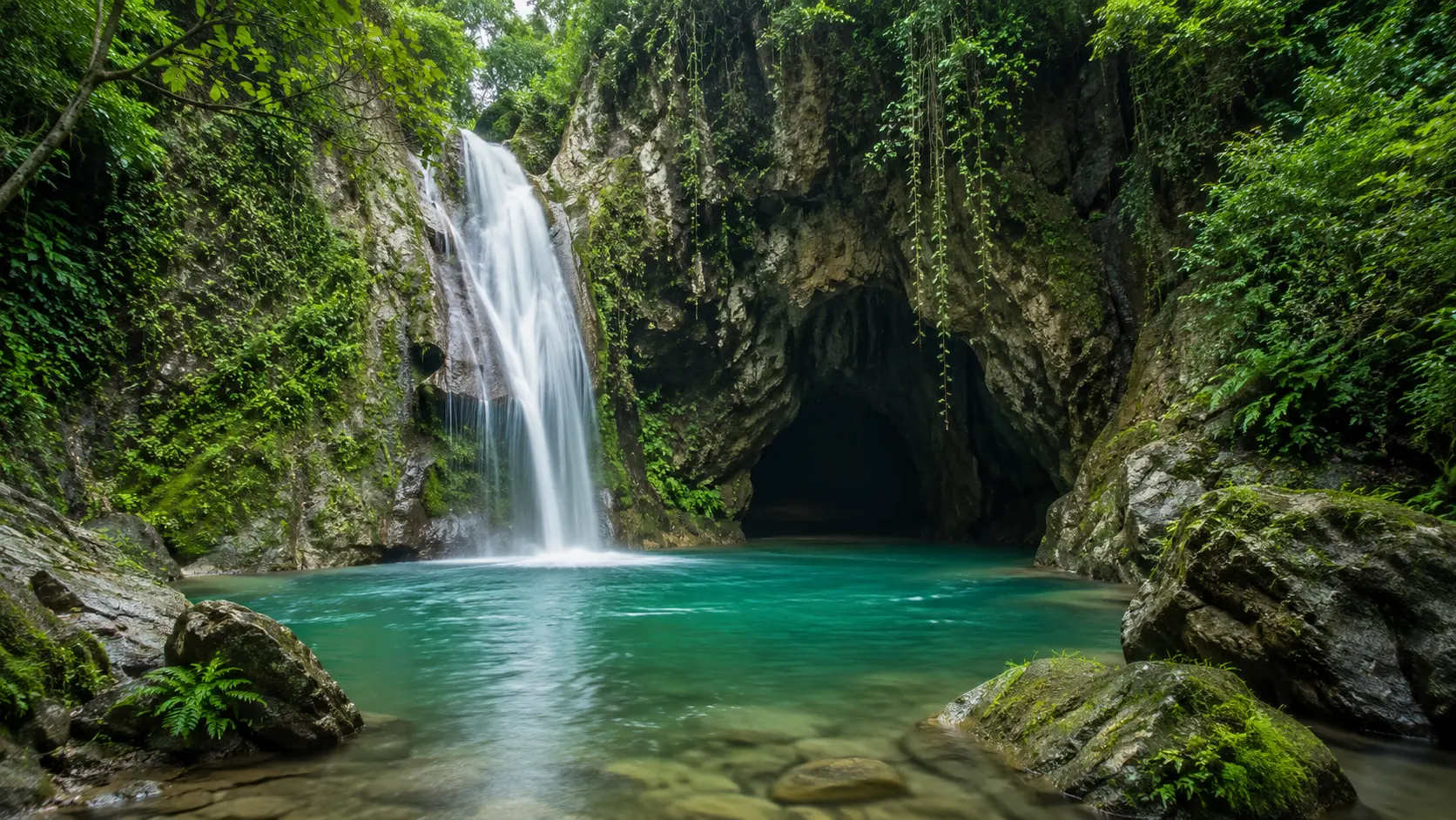 Air Terjun & Goa Tersembunyi di Wonogiri