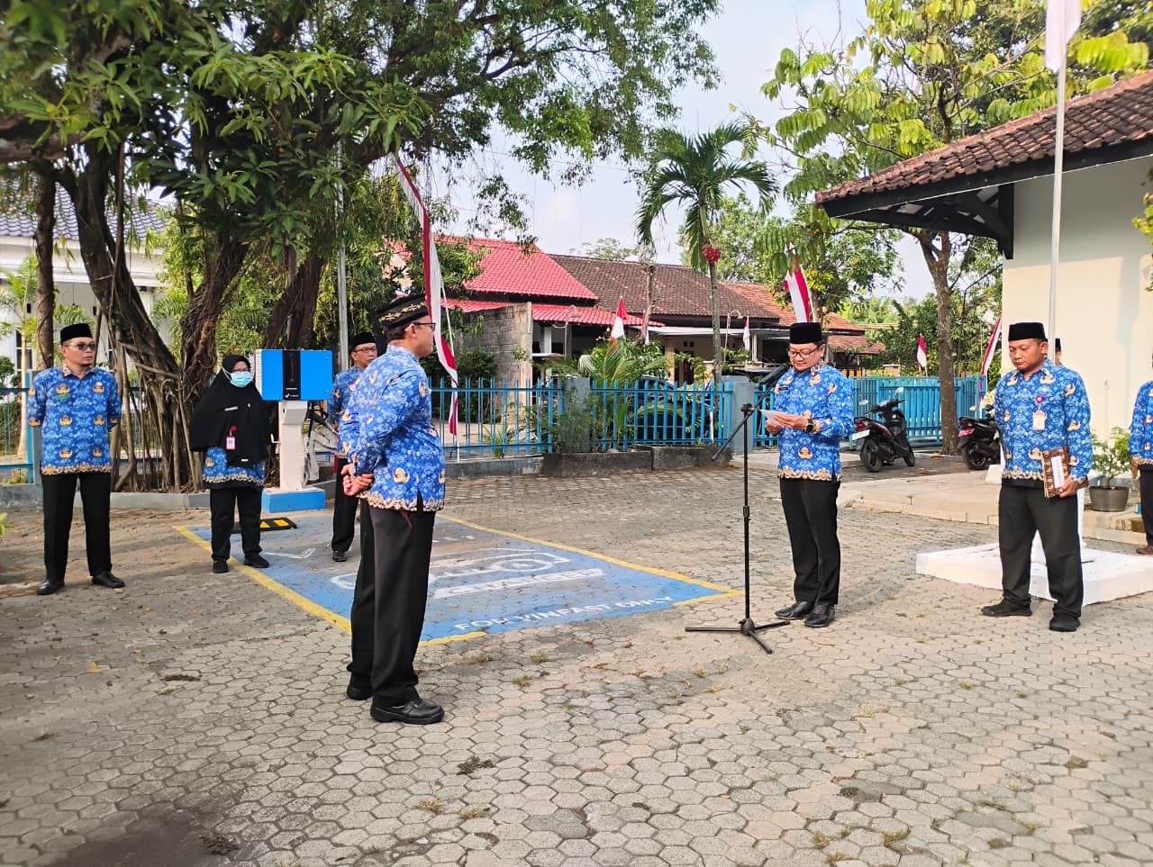 Dinas Kearsipan dan Perpustakaan Kabupaten Wonogiri Laksanakan Upacara HUT ke-81 Kemerdekaan RI