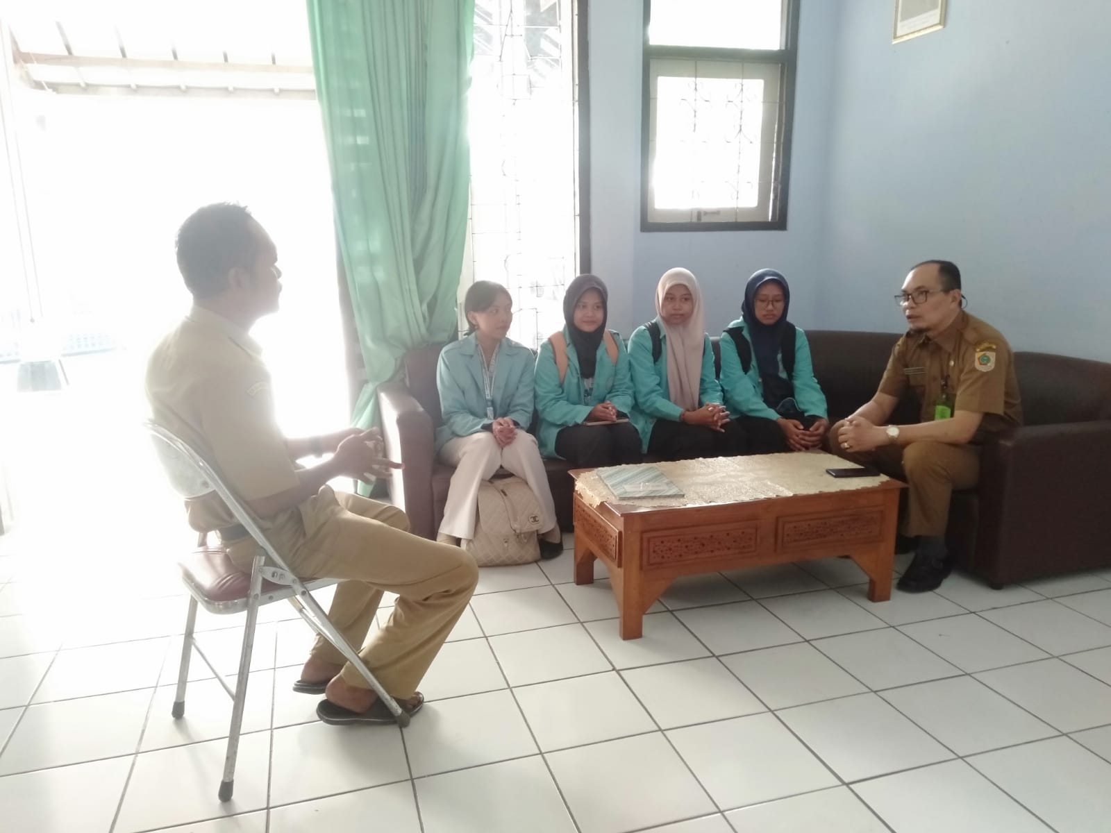 Penerimaan Mahasiswa UNS untuk Kegiatan Magang di Dinas Kearsipan dan Perpustakaan Kabupaten Wonogiri Bidang Perpustakaan