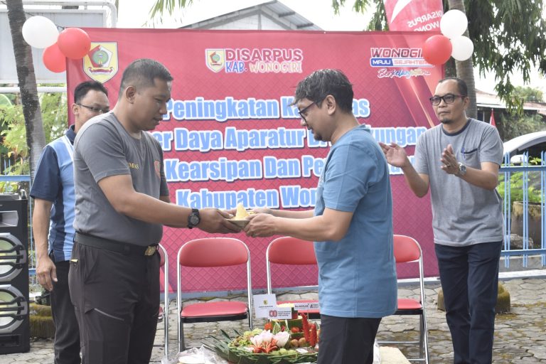 Peningkatan Kapasitas Pegawai Melalui Capacity Building Disarpus Wonogiri 2025 : Hari Pertama Dimulai dengan Outbond Seru dan Bermakna